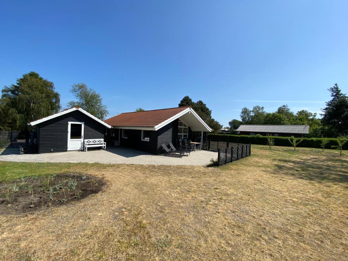 Moderne Sommerhus, 8 Senge, 250 Mtr Til Sandstrand Slagelse Luaran gambar