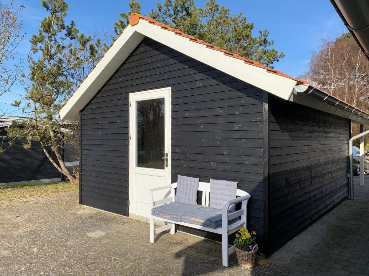 Moderne Sommerhus, 8 Senge, 250 Mtr Til Sandstrand Slagelse Luaran gambar